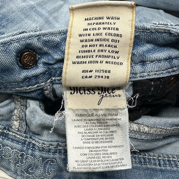 Miss Me Jeans Women’s Sz 26 Signature Straight Zipper Pockets Light Wash X2 - Picture 7 of 7